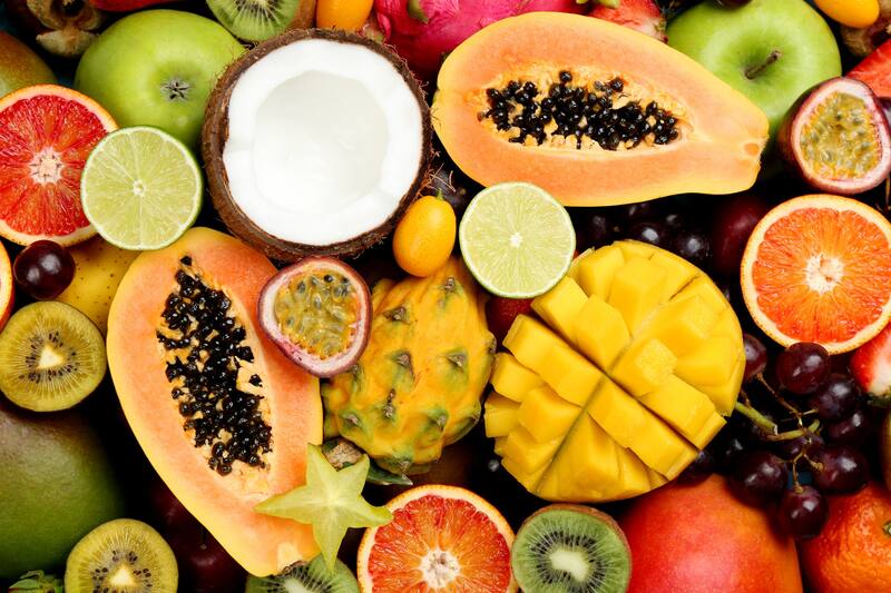 Una gran variedad de frutas pueden sumar grandes cantidades de vitaminas A y C (Fuente: archivo)