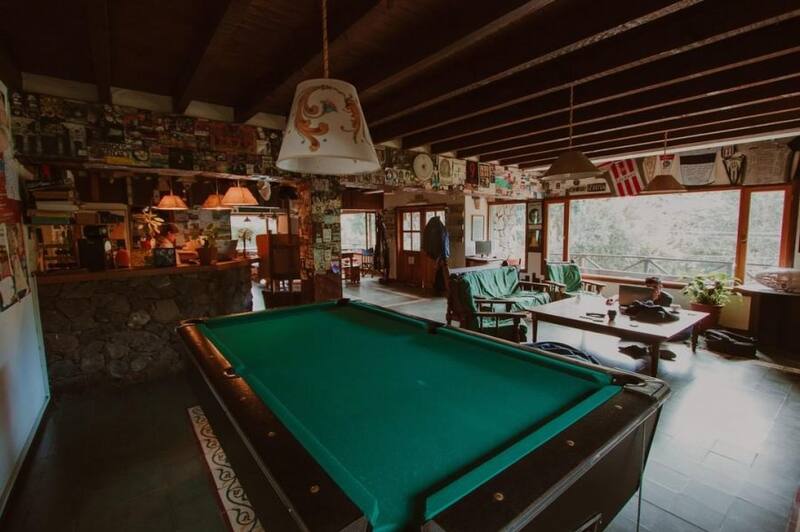 Hostel Angostura, mucha onda a veinte minutos de Cerro Bayo