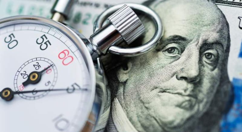 Un dólar comercial que luce barato impulsa a más de uno a querer comprar bienes en el exterior