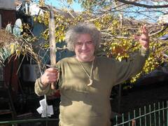 Quién era Carlos Regazzoni, el artista que tenía su taller en vagones de tren de Retiro