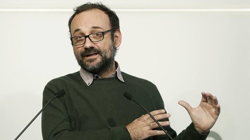 Benet Salellas, abogado de Santos Cerdán, considera que su cliente es víctima de una "causa general".(Fuente: EFE / Andreu Dalmau)