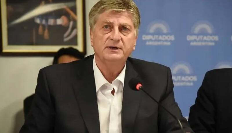 La Pampa: Ziliotto irá por la reelección