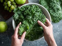 La verdura llena de colágeno que fortalece huesos y mejora la memoria que deberías sumar a tu alimentación