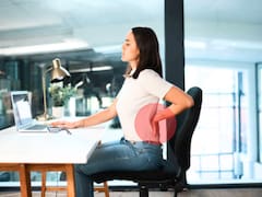 El ejercicio ideal para las personas que trabajan sentadas: hacé esto para no perder movilidad