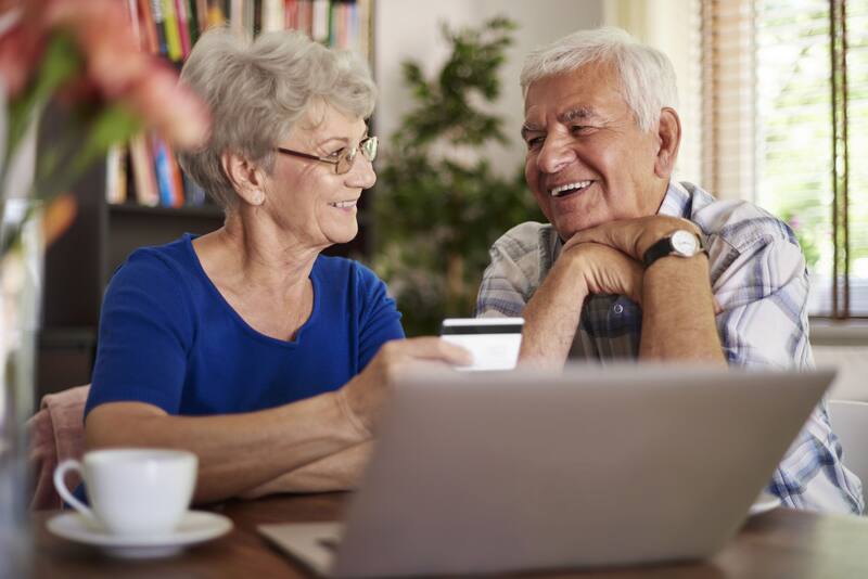 Pensionados del IMSS en México. Fuente: Shutterstock