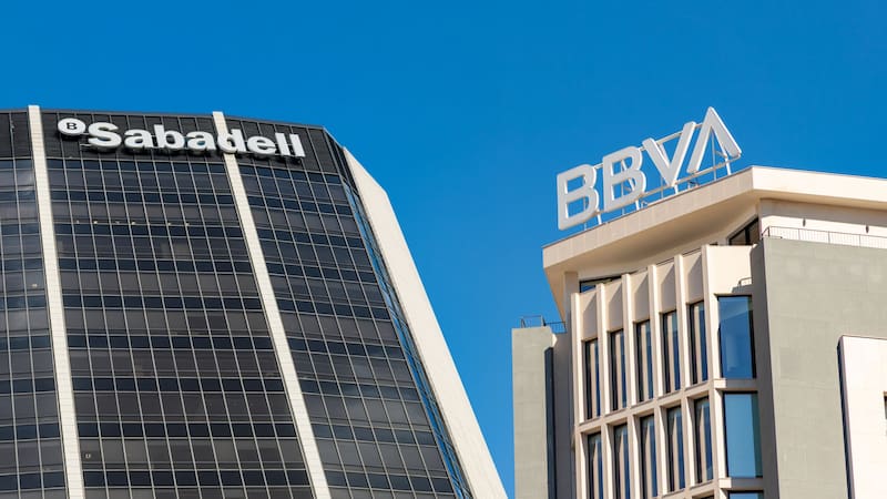 Golpe duro: BBVA fracasa en su OPA y se queda con apenas un 25% del Sabadell.