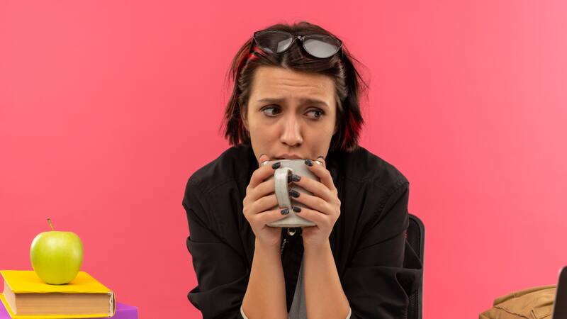 El Tribunal Supremo ha determinado que desayunar hasta 20 minutos en el trabajo no debe descontarse de la jornada laboral.