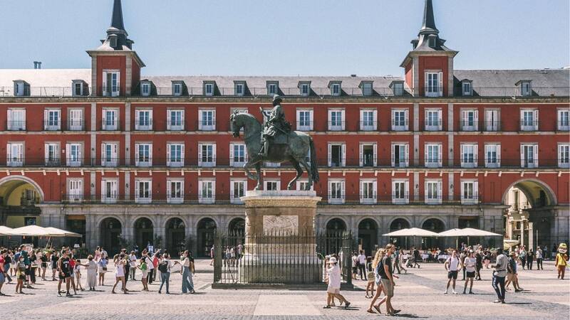 Todos estos palacios de Madrid abrirán sus puertas gratis, ¿cómo acceder a este beneficio?