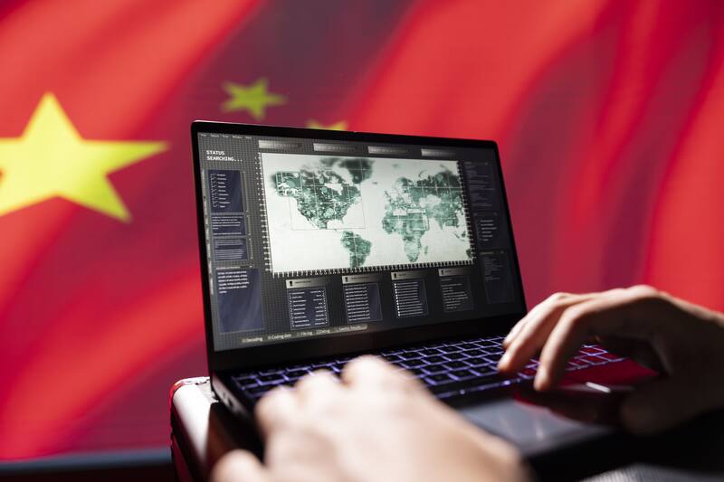 La compra de la central solar de Mula por parte de China Three Gorges subraya el creciente peso de China en el mercado de energía renovable en España. (Foto: Freepik.es)