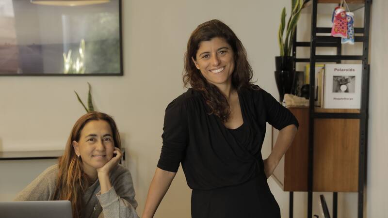 Corina y Natalí son amigas y socias. (Foto: gentileza Cinco Yardas).