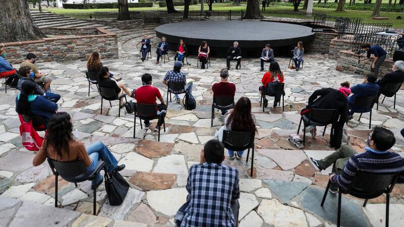 El presidente, la semana pasada al recibir a líderes de organizaciones barriales.