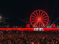Budweiser vuelve con todo al Lollapalooza 2023: una edición limitada y la increíble Vuelta al Mundo
