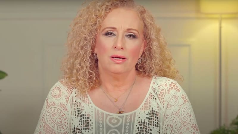 La piedra alumbre absorbe toda la negatividad que de la persona, por lo que podrá sentirse mucho más ligera.