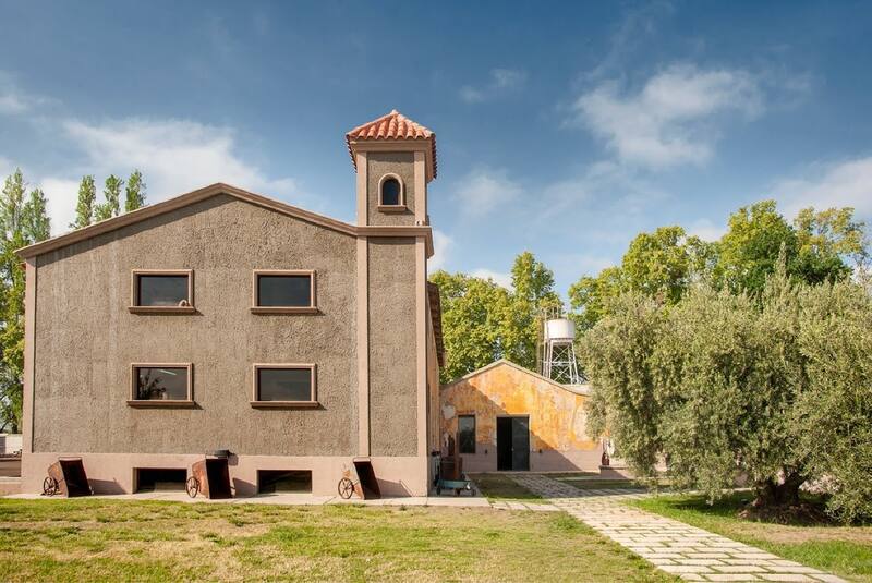 Laur produce más de 600 toneladas de aceite de oliva al año.