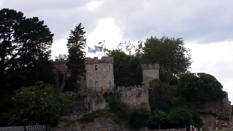 Esta fortaleza se puede visitar y cuenta con muchos rincones asombrosos.