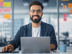 Importante empresa tech busca empleados y paga parte del sueldo en dólares: ¿cuáles son los requisitos y cómo aplicar?