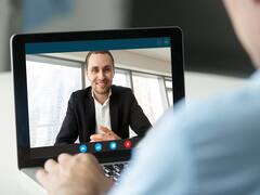 Entrevistas de trabajo por Zoom: cómo prepararse y cuál es el error más común