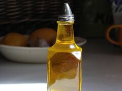 Ni oliva ni girasol: el aceite más barato que está lleno de omega-3 y que resulta ideal para cocinar