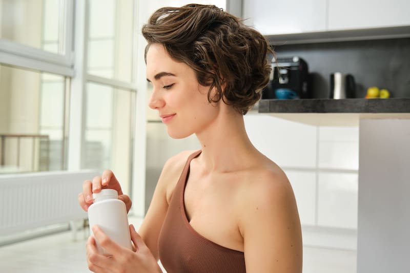 Con un precio promedio de 239 pesos, el colágeno Cahuenga es una opción accesible y confiable. Fuente: Freepik.