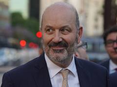 Con la nueva ley Sturzenegger, el Gobierno quiere recortar ingresos a una caja histórica de la política