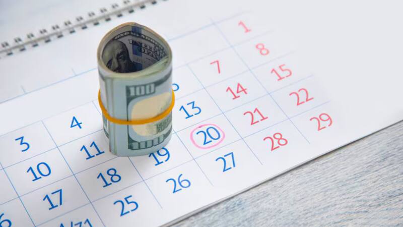 Los beneficiarios suelen recibir los pagos de la SSA el primer día del mes. (Fuente: Freepik)