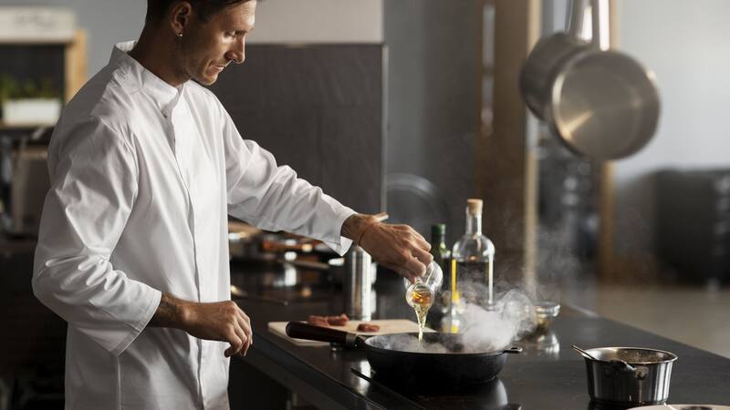 Descubre cómo convertir la sepia a la plancha en una experiencia culinaria sublime con los consejos de 'La Cocina del Pirata'.