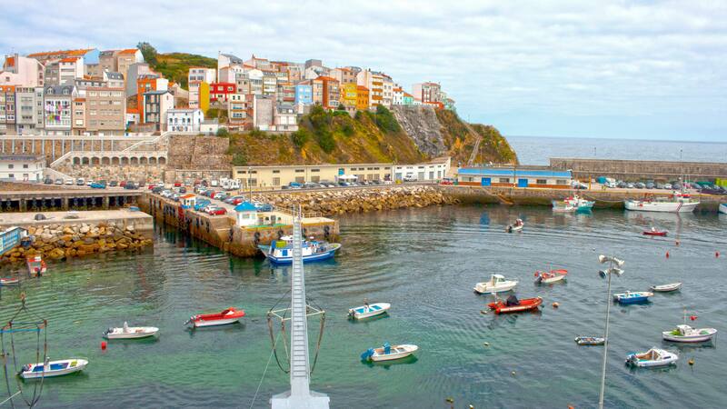 Esta playa a menos de 1 hora de La Coruña es poco conocida y es una de las más hermosas de España.