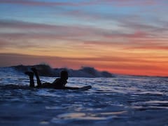 Paraíso surfer y agua turquesa: la playa furor de la temporada a pocos minutos de Mar del Plata