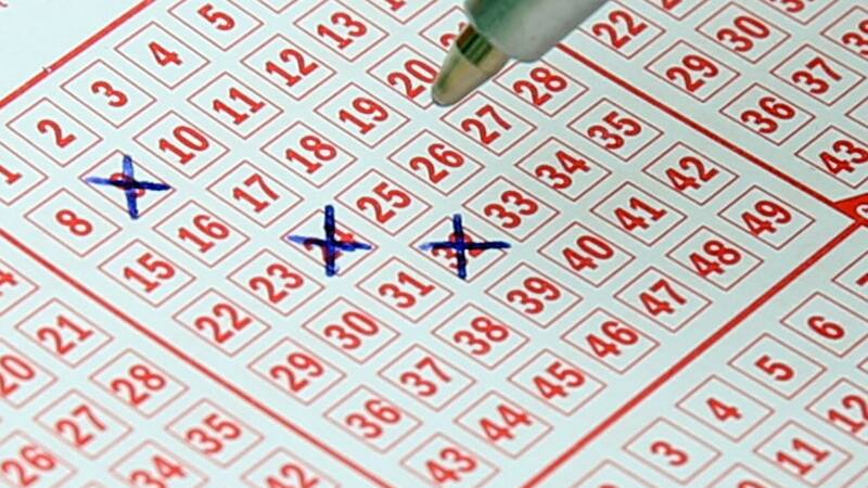 Voltaire logró encontrar la forma de ganar a la lotería francesa del siglo XVIII (Fuente: Pixabay)