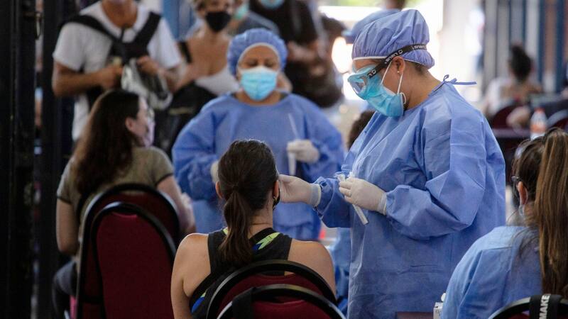 Se reportó hoy la menor cantidad de contagios diarios en los últimos dos meses en Argentina.