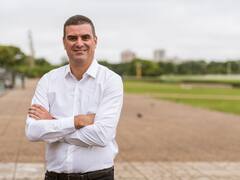 Celulares: Motorola volvió al liderazgo de ventas y apuesta a la gama media para retenerlo