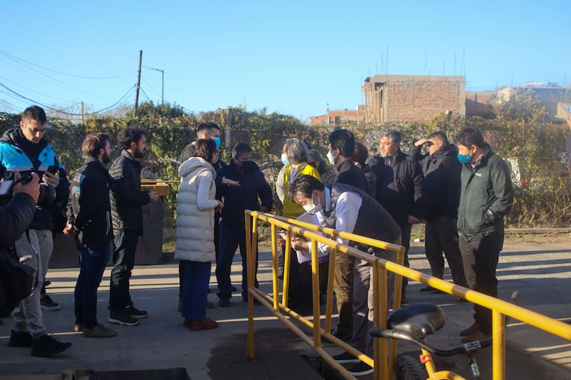 La comisión de Japón visitó una de las zonas en que se enfocará el programa PREVENIR: la cuenca de los arroyos Sarandí y Santo Domingo que atraviesa 7 partidos del sur del Conurbano