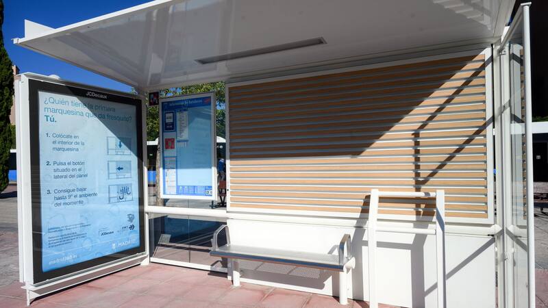 Adiós calor extremo: las marquesinas de bus refrescantes en Madrid bajan la temperatura hasta 9 grados, ¿cómo lo hacen exactamente?