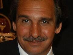 Nicky Caputo, el "amigo del alma" de Macri, será cónsul de Singapur