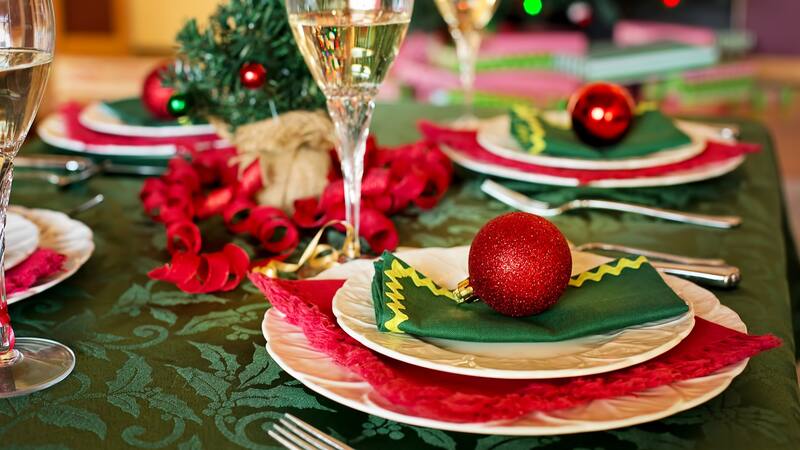 El Corte Inglés ofrece cestas navideñas a menos de 50 euros.