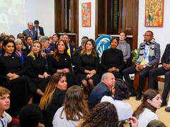 Con Fabiola Yáñez en el Vaticano, la Iglesia cuestionó el nuevo protocolo del aborto