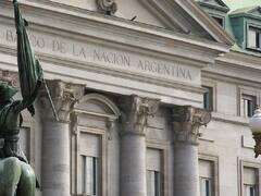 Banco Nación cierra filiales en Río de Janeiro y Santiago de Chile