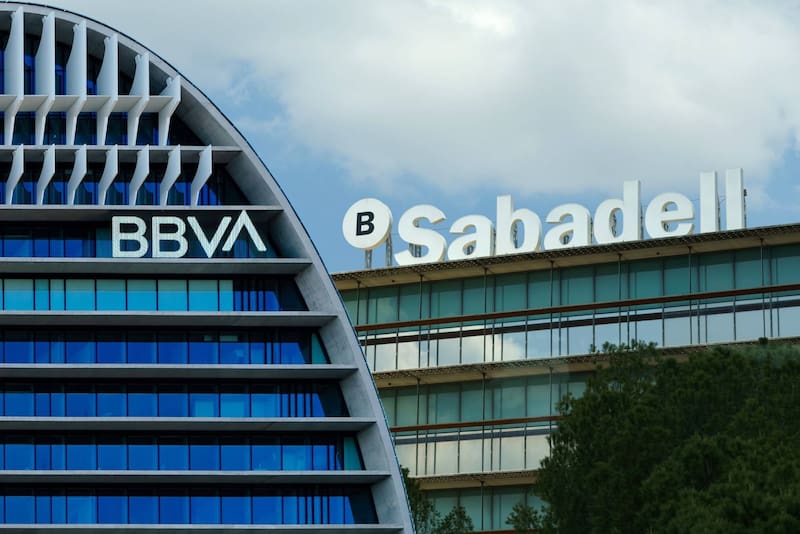 El Cercle d´ economía rechaza la OPA de BBVA sobre el Sabadell porque afectaría "el equilibrio territorial" Fuente: archivo.
