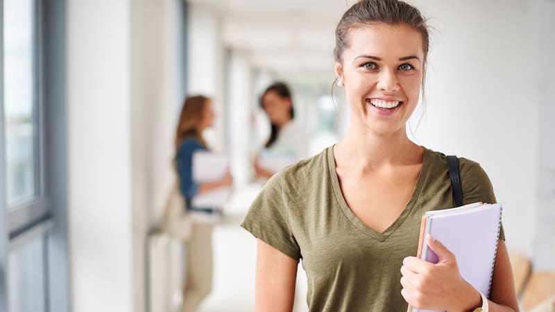 El estudio vinculó nivel de educación con crecimiento económico y estos países encabezaron lista de estudiantes universitarios en la región.