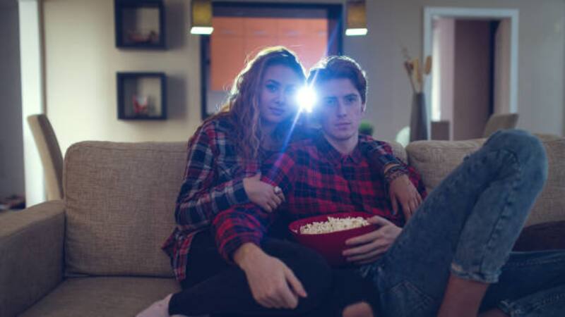 Conocé qué película tenés que ver este 14 de febrero según tu signo.