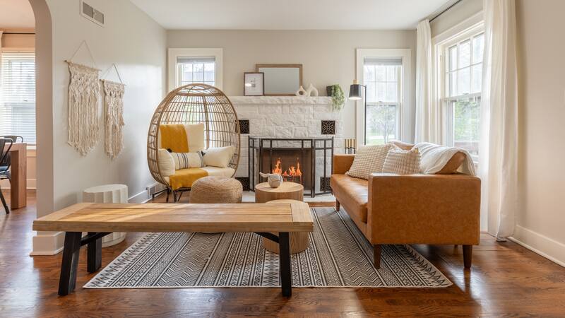 Airbnb propone restringir la oferta de vivienda turística en el centro de Madrid.