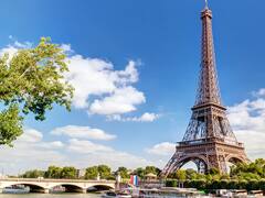 No es París: este pintoresco pueblo a hora y media de la capital cuenta con su propia Torre Eiffel