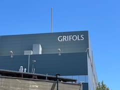 Grifols se disparó en Bolsa tras el rumor de que Brookfield lanzaría una OPA: la empresa negó conversaciones