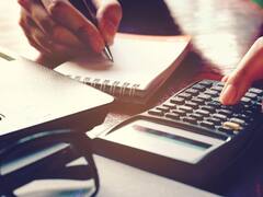 El BCRA dispuso que se mantenga en 43% la tasa máxima para el financiamiento de tarjetas