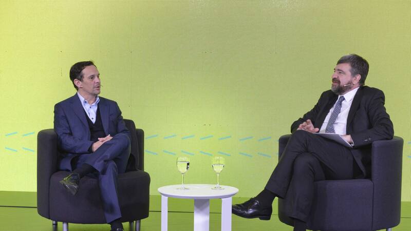 El economista Fausto Spotorno junto a Hernán de Hoñi, El Cronista