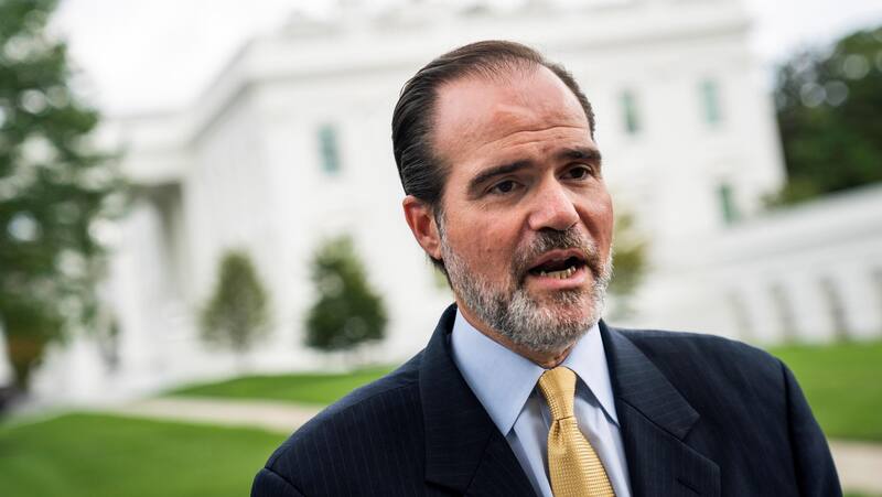 Mauricio Claver-Carone, presidente del BID. Los dólares se allanaron con la llegada de Massa