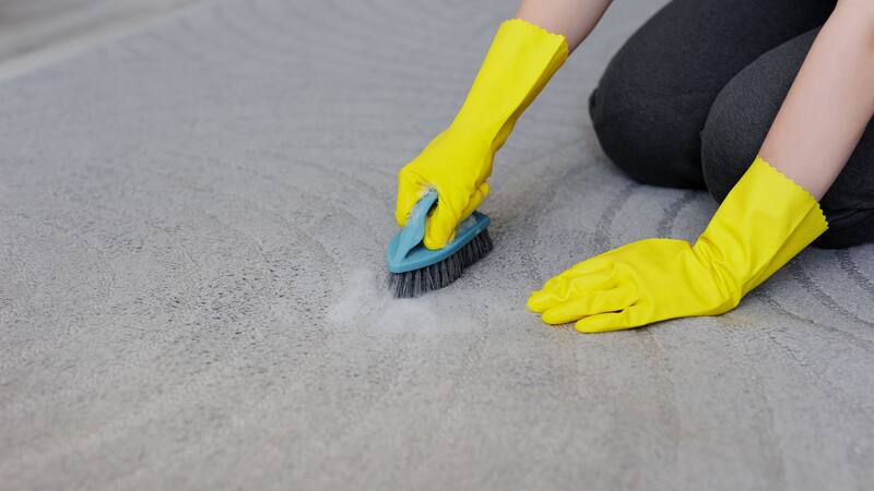 Mercadona tiene un producto que permite limpiar las alfombras de forma simple y efectiva.