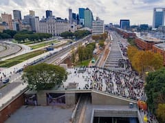 Le ponen Raúl Alfonsín al Paseo del Bajo: cómo quedó la enorme obra, dos años después