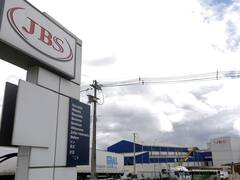 Standard & Poor’s le baja el rating al frigorífico JBS por el escándalo en Brasil