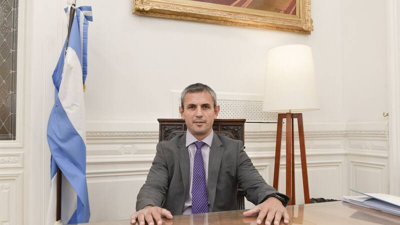 <div class="migrated-promo-image__description"><div class="migrated-promo-image__source">Fuente: El Cronista</div><div class="migrated-promo-image__author">Antonio Pinta</div></div>